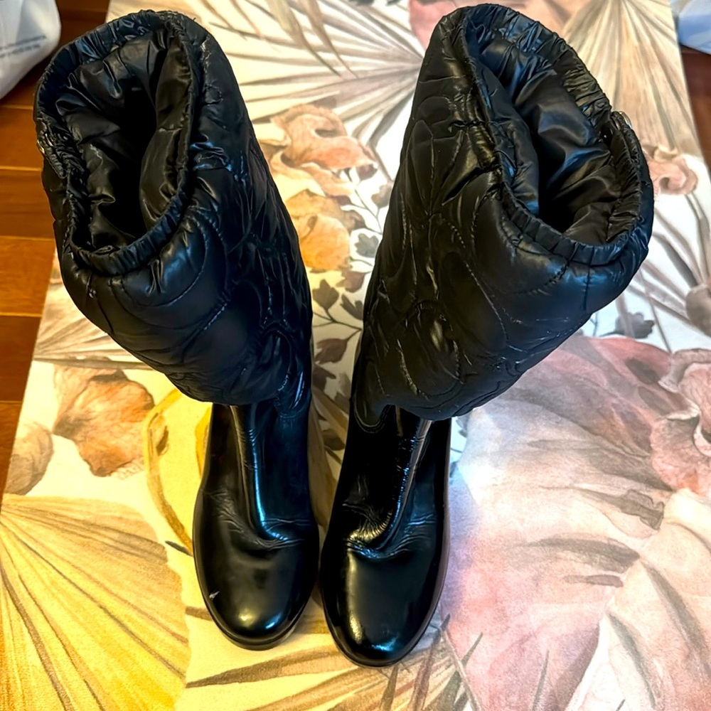Black Slight Heel Coach Boots